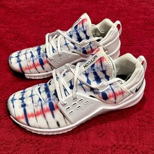 Nike Free X Metcon 2 Sneakers Men’s 10 Red/White/Blue Tie-Dye